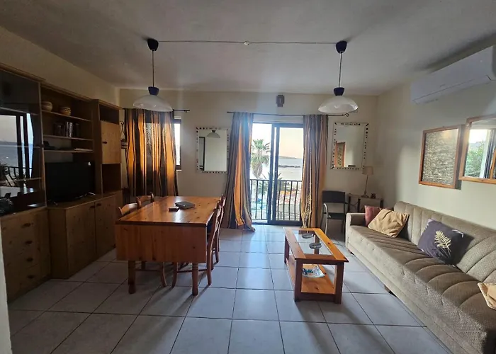 Sea View Holiday Home